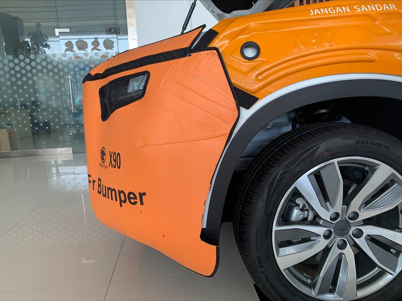 Body Protectors Body Protector Body Cover Fender Bumper Quarter Panel Side Sill 汽车总装 汽车面漆防护罩 汽车面漆保护罩 汽车面漆防护板 汽车面漆保护板 汽车车身防护衣 汽车车衣 汽车车身护具重庆日宝 W0005.jpg